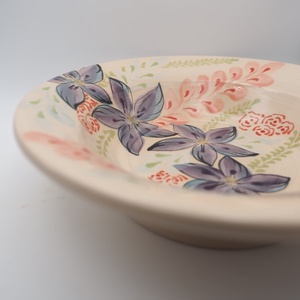 Kerámia mélytányér � lila virágmintával - otthon & életmód - konyhafelszerelés, tálalás - tálalás - tányér- és poháralátét - Meska.hu