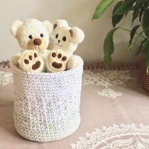 Egyedi hatalmas horgolt pakolós kosár, szívecskés - Kisherceg design, Otthon & Életmód, Tárolás & Rendszerezés, Tárolókosár, Horgolás, Kötés, MESKA