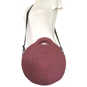 Nagy kerek pakolós crossbody horgolt táska - kisherceg design - táska & tok - kézitáska & válltáska - válltáska - Meska.hu