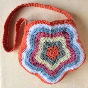 Egyedi virág formájúi horgolt táska, tarisznya az ősz színeiben - Kisherceg design - táska & tok - kézitáska & válltáska - tarisznya - Meska.hu Egyedi virág formájúi horgolt táska, tarisznya az ősz színeiben - Kisherceg design - táska & tok - kézitáska & válltáska - tarisznya - Meska.hu