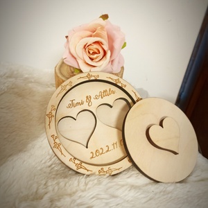 Esküvői gyűrűtartó fa doboz, gyűrűpárna saját névvel - esküvő - kiegészítők - gyűrűtartó & gyűrűpárna - Meska.hu