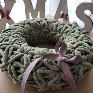 Horgolt adventi koszorú zsálya zöld színben 24 cm - Meska.hu