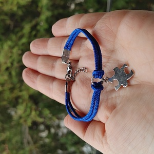 Autizmus karkötő - puzzle - ékszer - karkötő - karkötő medállal - Meska.hu