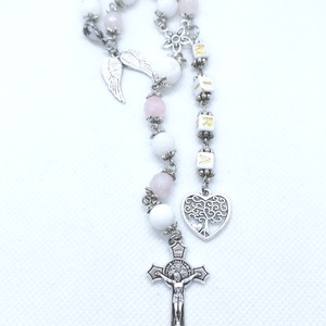 Rózsafüzér névvel, monogrammal  - ékszer - nyaklánc - gyöngyös nyaklánc - Meska.hu