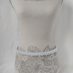 Gyöngyös menyasszonyi öv, applikáció - esküvő - kiegészítők - öv & pánt - Meska.hu