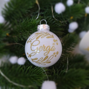 Kiárusítás, Matt gyöngyházfehér üveggömb arany csillámos felirattal - karácsony - karácsonyi lakásdekoráció - karácsonyfadíszek - Meska.hu