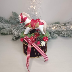 Kis méretű hintalovas karácsonyi dekoráció - Meska.hu