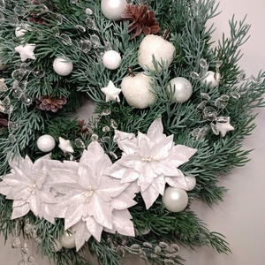 Fehér csillámos mikulásvirágos ajtókopogtató - karácsony - adventi díszek - adventi ajtódísz - Meska.hu