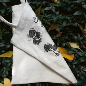 Vászontáska - gombás mintával - táska & tok - bevásárlás & shopper táska - shopper, textiltáska, szatyor - Meska.hu