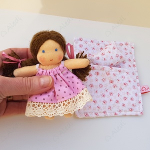 Apró Waldorf baba hálózsákkal - rózsaszín, Játék & Sport, Baba & babaház, Baba, , MESKA