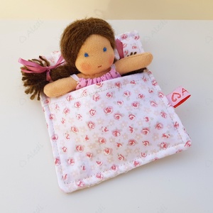 Apró Waldorf baba hálózsákkal - rózsaszín - játék & sport - baba & babaház - baba - Meska.hu