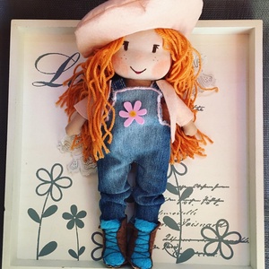 Vörös hajú kislány cicával, két öltözetben - Meska.hu