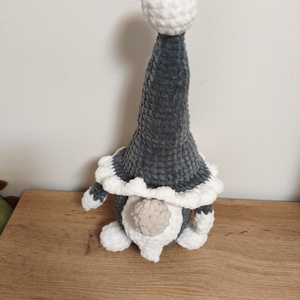 Horgolt téli manó  -  - Meska.hu