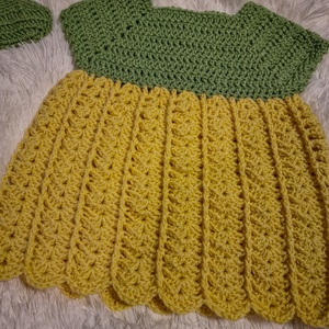 Horgolt kisbaba/lány szett sárga/zöld színben - ruha & divat - gyerekruha - szoknya - Meska.hu