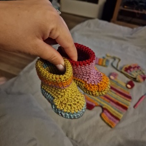 Horgolt kisbaba szett  - ruha & divat - gyerekruha - Meska.hu