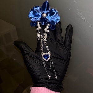 Silky Ocean Orchid bross - ékszer - kitűző és bross - Meska.hu