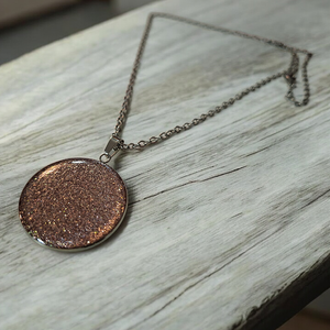 Csillogó nyaklánc műgyantából , Ékszer, Nyaklánc, Medálos nyaklánc, , MESKA