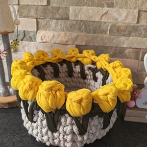 Tulipános horgolt tároló - otthon & életmód - tárolás & rendszerezés - doboz - Meska.hu