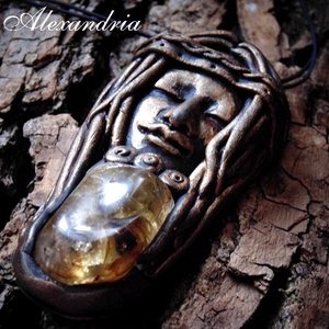 Égi istennő - mágikus amulett  - Meska.hu