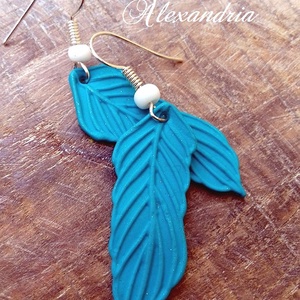 Türkiz tollak - ékszer - fülbevaló - lógó fülbevaló - Meska.hu