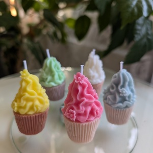 Mini cupcake gyertya csomag � 5 db-os szett, választható színekben (kb. 6 cm), Otthon & Életmód, Gyertya, illat, aroma, Gyertya, Gyertya-, mécseskészítés, MESKA