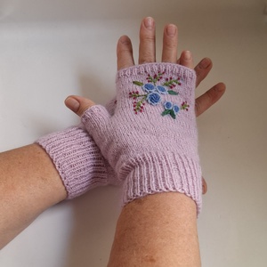 Kézzel kötött kesztyű, kézmelegítő - ruha & divat - sál, sapka, kendő - kesztyű - Meska.hu