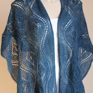 Kötött  kék stóla, mutatós hullámmintával -  - Meska.hu