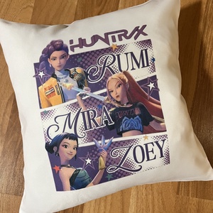 Kpop Demon Hunters párna  - baba - mama - babaszoba dekoráció - gyerek díszpárna - Meska.hu