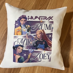 Kpop Demon Hunters párna  - baba - mama - babaszoba dekoráció - gyerek díszpárna - Meska.hu