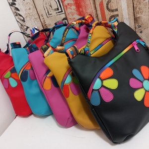 Piros Húsvéti Akció Miniflower crossby Táska  - táska & tok - kézitáska & válltáska - tarisznya - Meska.hu