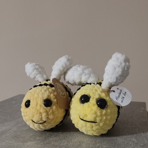 Horgolt méhecskék, Játék & Sport, Plüssállat & Játékfigura, Más figura, Horgolás, MESKA