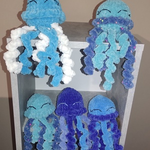 Horgolt medúza többféle színben, Játék & Sport, Plüssállat & Játékfigura, Hal, Horgolás, MESKA
