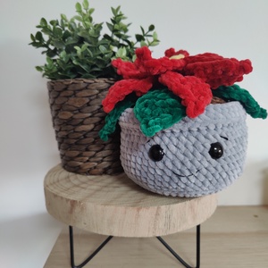 Mikulásvirág figura - karácsony - karácsonyi lakásdekoráció - karácsonyi manók, figurák - Meska.hu