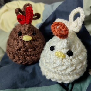 Horgolt csirke figura - játék & sport - plüssállat & játékfigura - más figura - Meska.hu