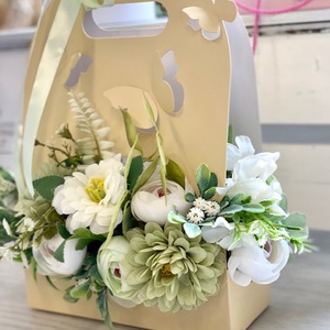 Lepkés táska virágbox ballagási ajándék - otthon & életmód - dekoráció - virágdísz és tartó - virágbox, virágdoboz - Meska.hu