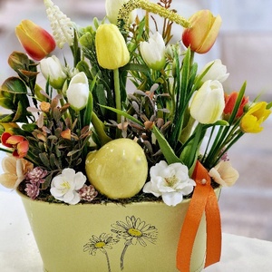 Sárga bádogtál tavaszi asztaldísz  - Meska.hu