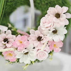 Műfüves gyöngyikés tavaszi ajtódísz  - otthon & életmód - dekoráció - ajtó- és ablak dekoráció - ajtódísz & kopogtató - Meska.hu