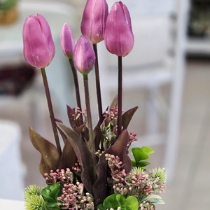 Különleges tulipános tavaszi asztaldísz , Otthon & Életmód, Dekoráció, Asztal és polc dekoráció, Asztaldísz, Virágkötés, MESKA