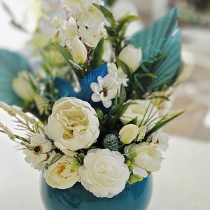 Óriás türkiz kaspós tulipános tavaszi asztaldísz - otthon & életmód - dekoráció - asztal és polc dekoráció - asztaldísz - Meska.hu