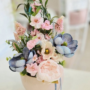 Óriás kék magnóliás tavaszi asztaldísz  - Meska.hu