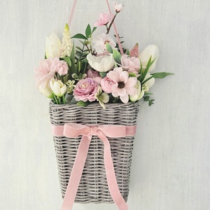 Szürke kosaras rózsaszín tavaszi ajtódísz  - otthon & életmód - dekoráció - ajtó- és ablak dekoráció - ajtódísz & kopogtató - Meska.hu