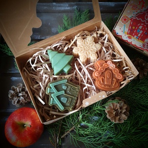 Kézműves szappanok karácsonyi díszdobozban - Meska.hu