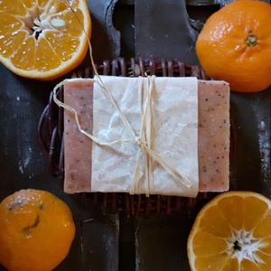 Mandarinos-mákos szappan sheavajjal - szépségápolás - szappan & fürdés - kézműves szappan - Meska.hu
