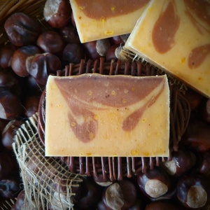 Vadgesztenyés szappan kecsketejjel és shea vajjal - szépségápolás - szappan & fürdés - kézműves szappan - Meska.hu