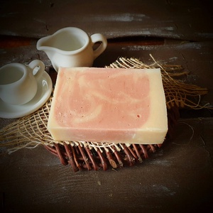 Joghurt-kubeba szappan szőlőmag olajjal és kecsketejjel, Szépségápolás, Szappan & Fürdés, Kézműves szappan, Szappankészítés, MESKA