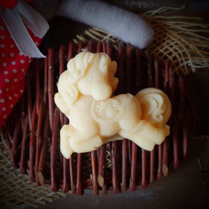 Babaszappan sheavajjal és körömvirággal - szépségápolás - szappan & fürdés - kézműves szappan - Meska.hu