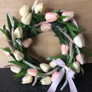 Ajtódísz tulipánokkal - otthon & életmód - dekoráció - ajtó- és ablak dekoráció - ajtódísz & kopogtató - Meska.hu