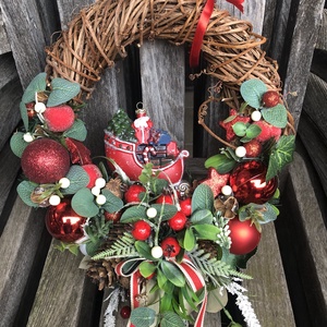 Karácsonyi ajtódísz pirosra hangolva - karácsony - karácsonyi lakásdekoráció - karácsonyi ajtódíszek - Meska.hu