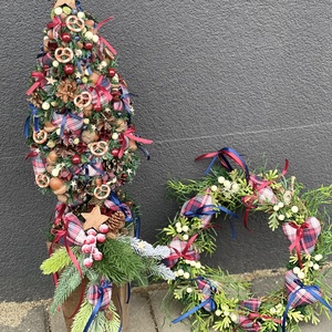 Karácsonyi lakásdekoráció textil szivecskékkel  - Meska.hu