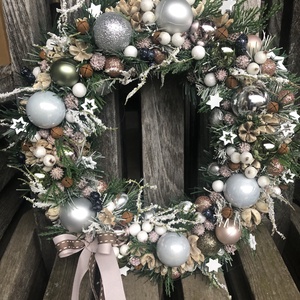 Karácsonyi ajtókopogtató kicsit pasztellben - karácsony - karácsonyi lakásdekoráció - karácsonyi ajtódíszek - Meska.hu